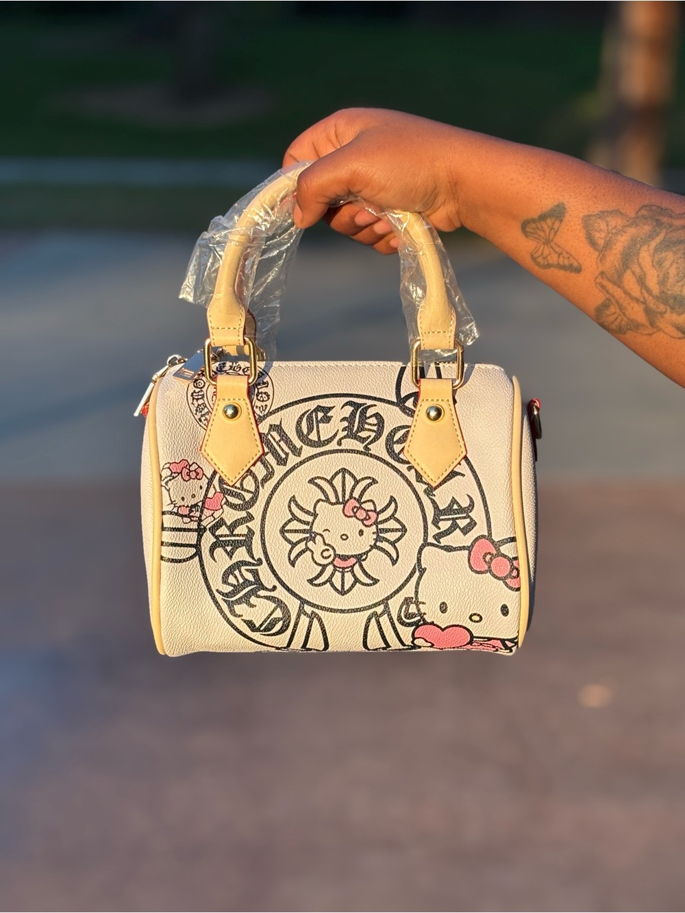 Hello Kitty Cream and Pink Mini Satchel